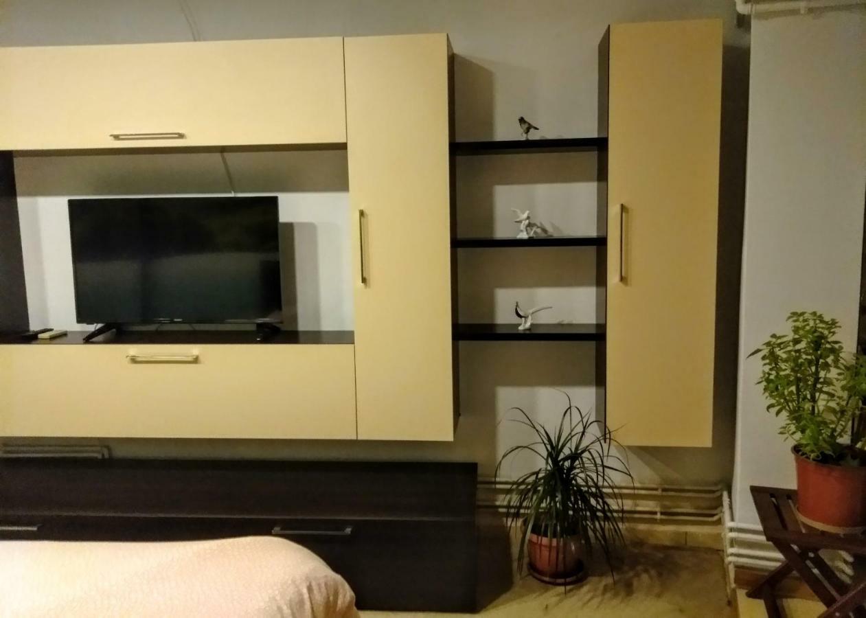 Apartamento Cozy Downtown Oasis Bucarest Exterior foto
